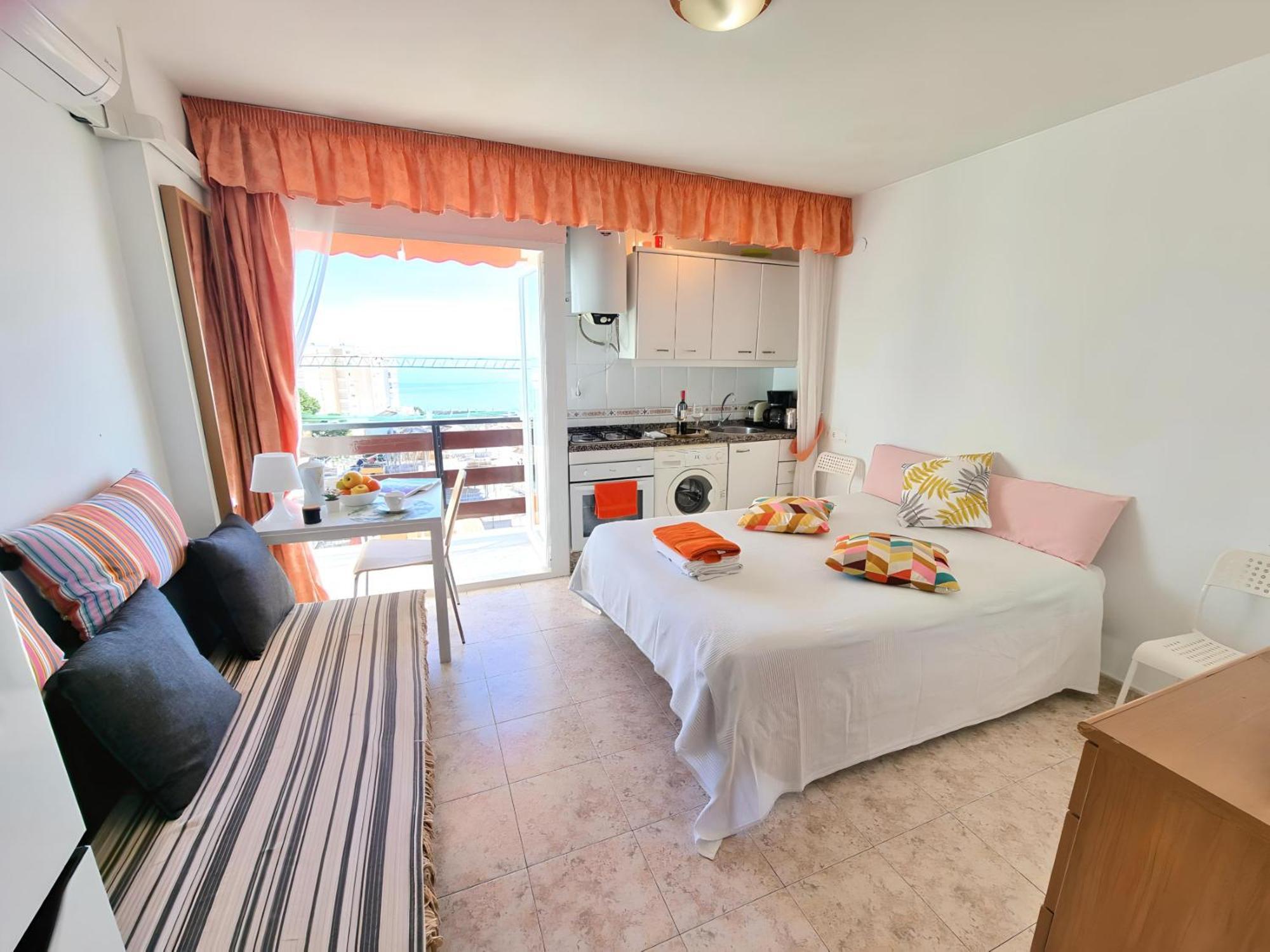 Estudio Las Naciones Bellavista เบนัลมาเดนา ภายนอก รูปภาพ